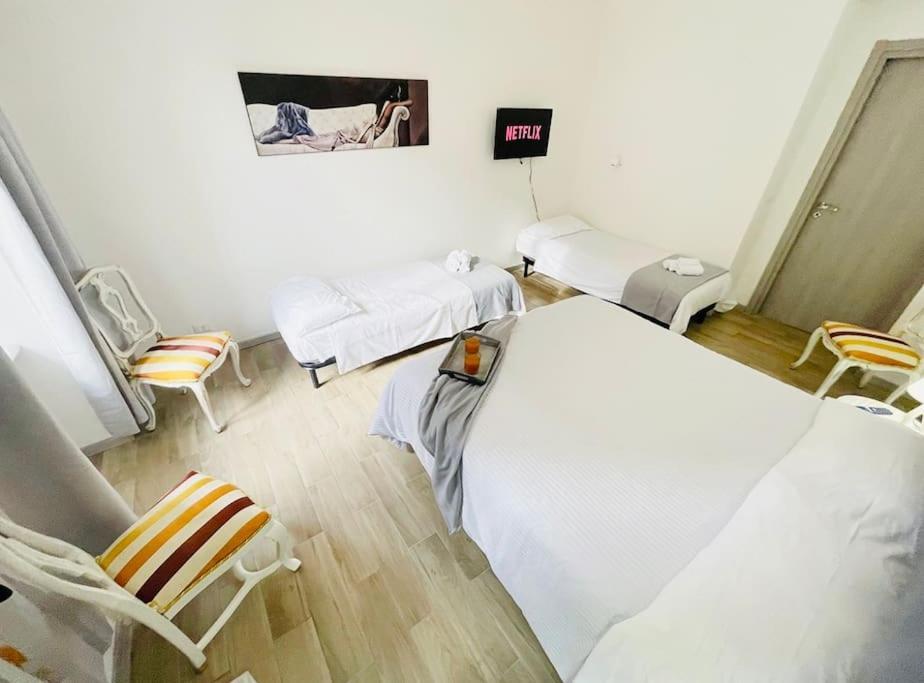 Porta Palazzo 15 Min - Suite Con Netflix & Wi-Fi Turin Bagian luar foto