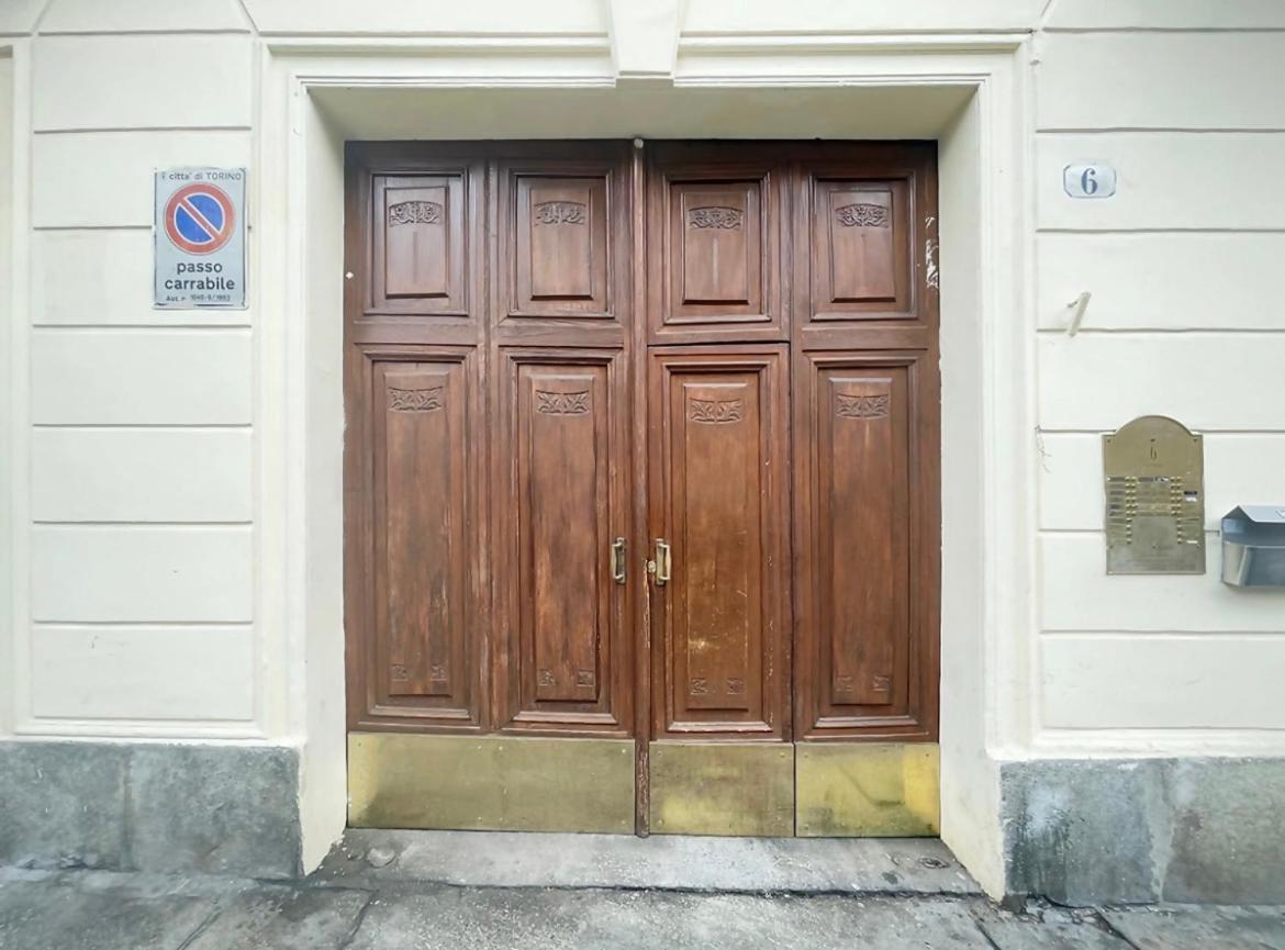 Porta Palazzo 15 Min - Suite Con Netflix & Wi-Fi Turin Bagian luar foto