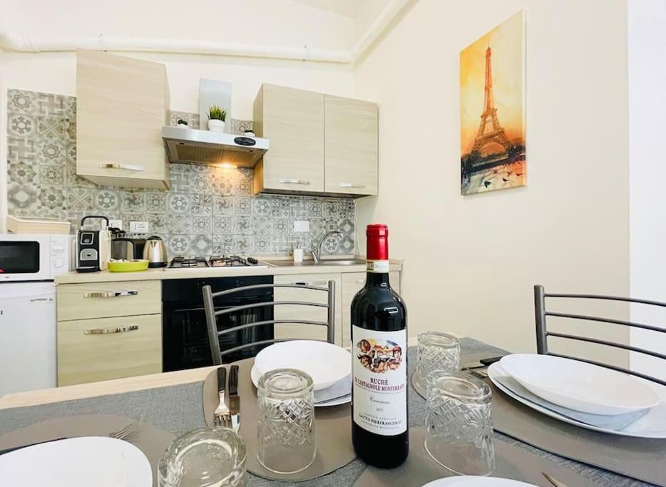 Porta Palazzo 15 Min - Suite Con Netflix & Wi-Fi Turin Bagian luar foto